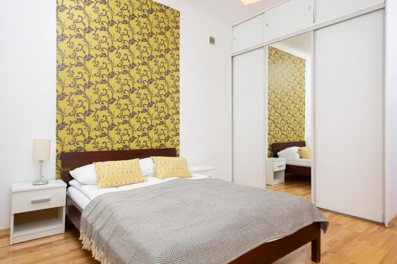Warsaw New Town Apartments By Renters Kültér fotó