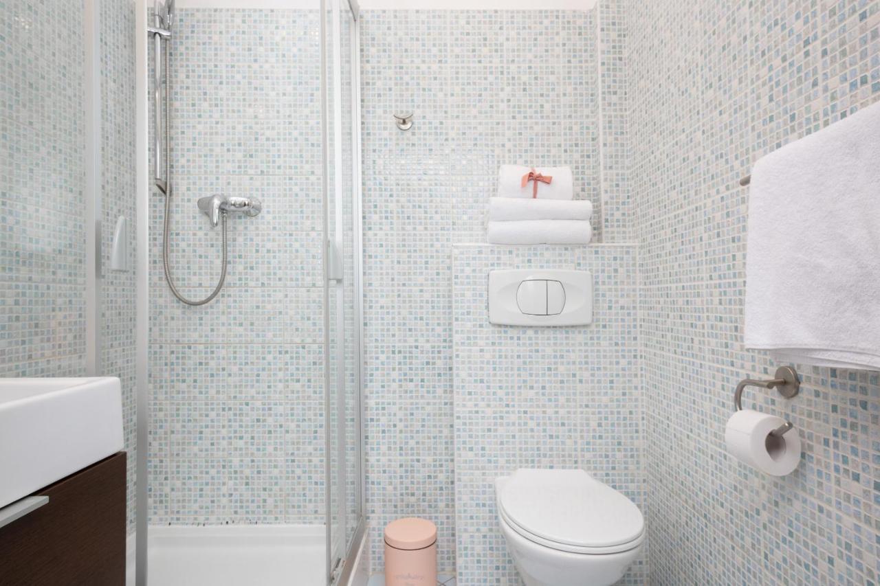 Warsaw New Town Apartments By Renters Kültér fotó